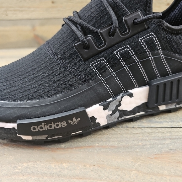 adidas Originals NMD_R1 Men's Shoes Black White Camo - Picture 12 of 13
